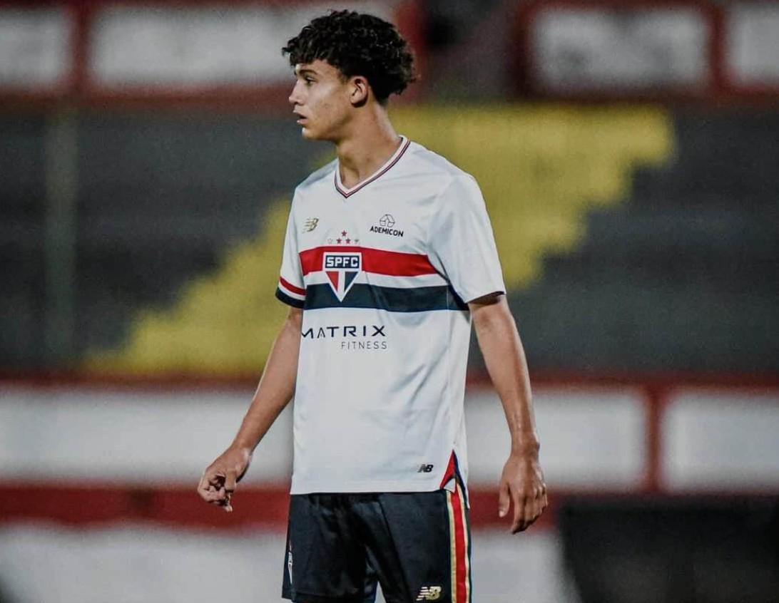 开云品牌门户-斯基拉：巴萨、国米、米兰看上圣保罗16岁前腰扎巴雷利