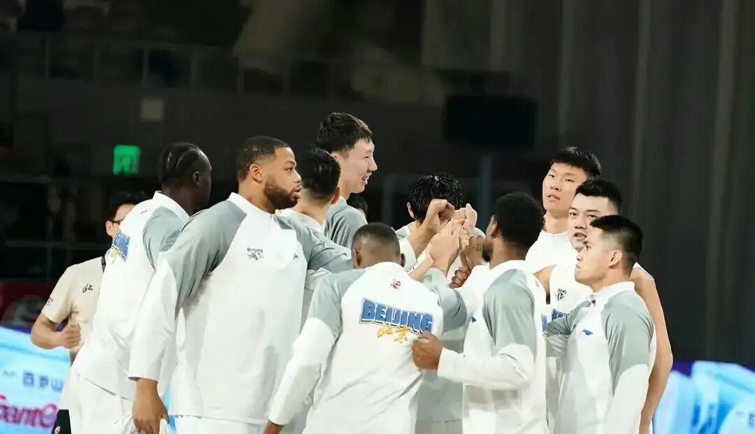 开云官方网站-CBA赛程过半！最让人失望的六支球队，北京广东上榜