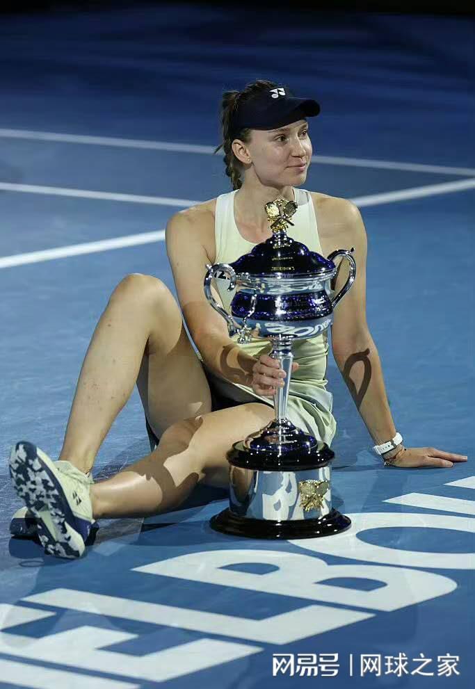 开云服务平台-莱巴夺冠，武科夫神级指导成名场面，比起外界争议合适更重要